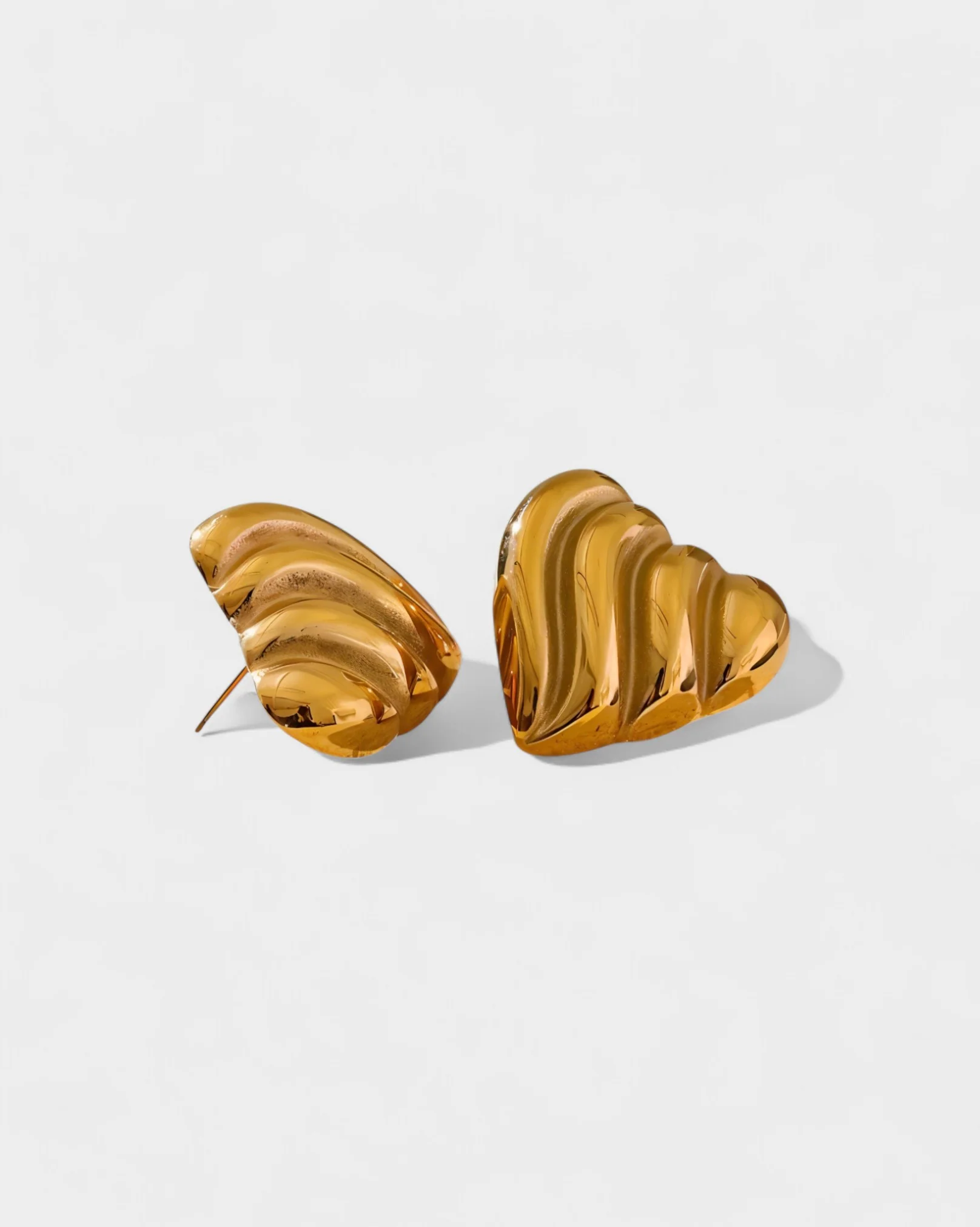 ZARENA Ruffle Heart Earrings - Image 4